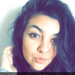 Hi all I’m starting a closet check it out @katgcia